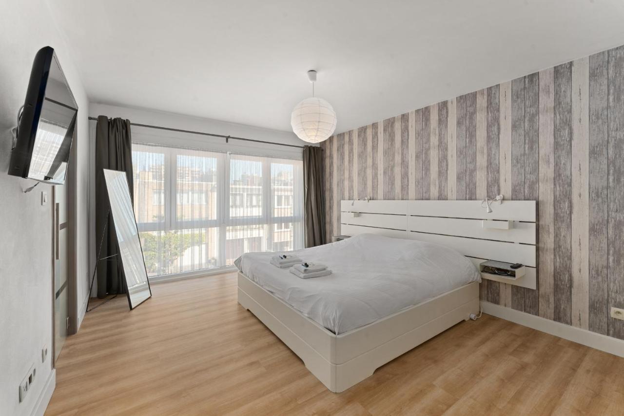Ruime Woning 10P Met Zonnige Tuin & Nabij Strand Бланкенберге Экстерьер фото