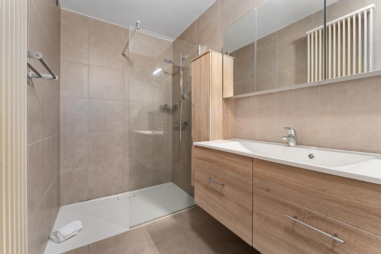 Ruime Woning 10P Met Zonnige Tuin & Nabij Strand Бланкенберге Экстерьер фото